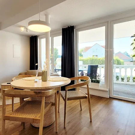 아파트 Gemuetliche Mit Meerblick Und Terrasse - Nur 50 Meter Zum Inklusive Parkplatz Und Fahrradunterstellplatz